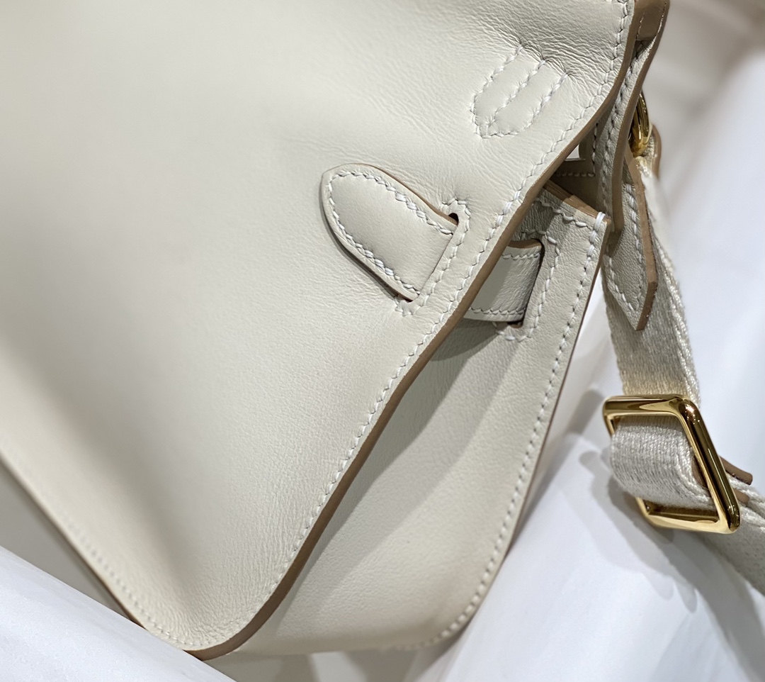 Hermes Jypsiere Mini Shoulder Bag In Cream White Swift Leather